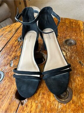 Maurices Black Ankle Strap Block Heel Sandals
